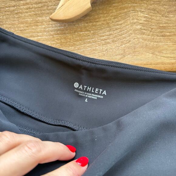 Athleta Stellar Crop High Rise Pull On Pant Black L NWT - Picture 8 of 10